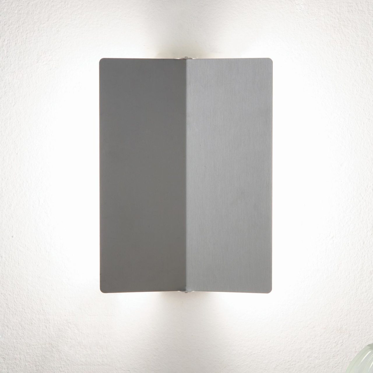 Applique À Volet Pivotant Plié Wall Lamp by Nemo Lamps